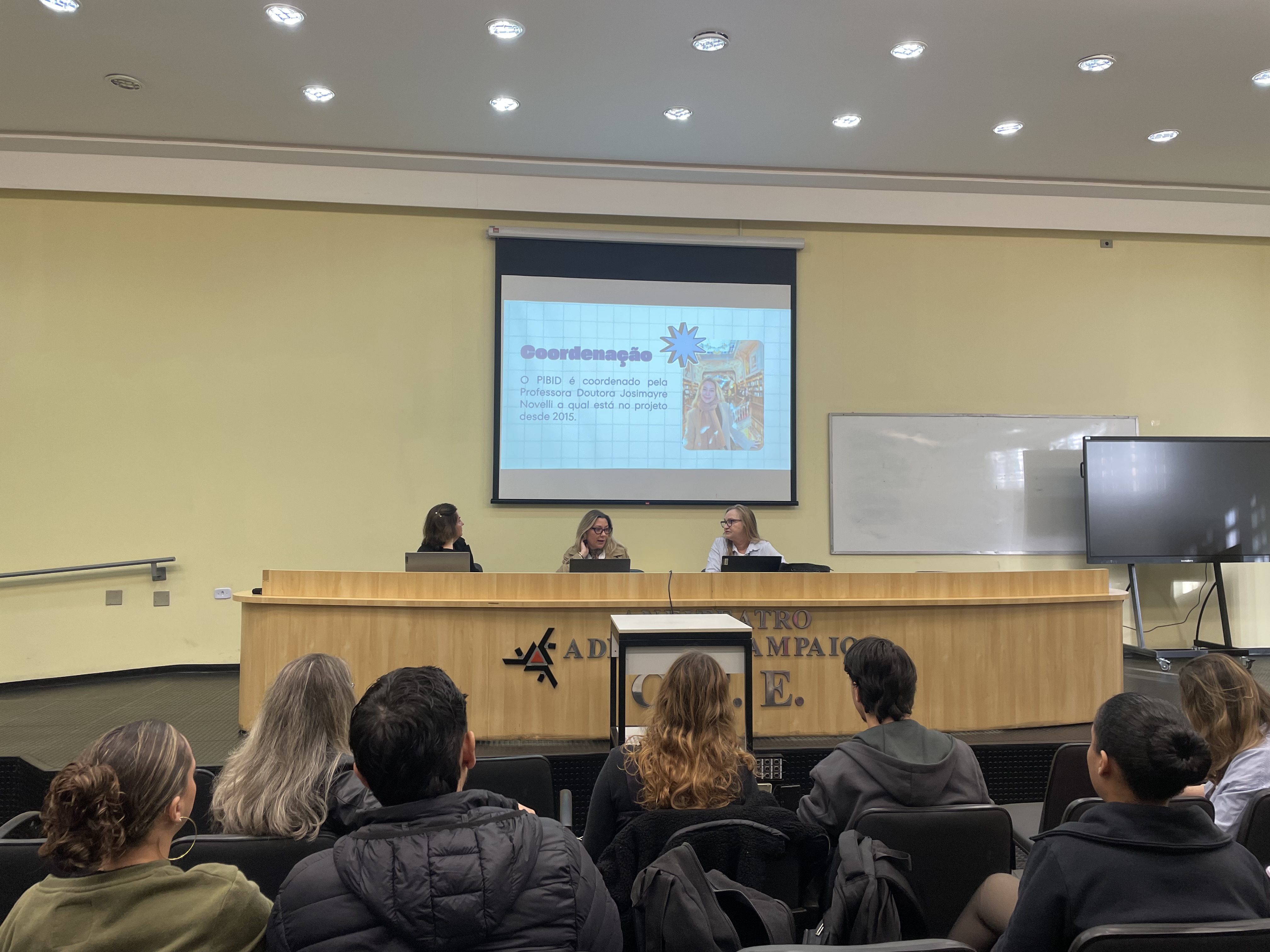 Foto 7 - Encontro de Integração e Avaliação do PIBID/UEM - 2026 - Subprojetos de Alfabetização Educação Especial, Pedagogia Refugiados e Letras-Inglês