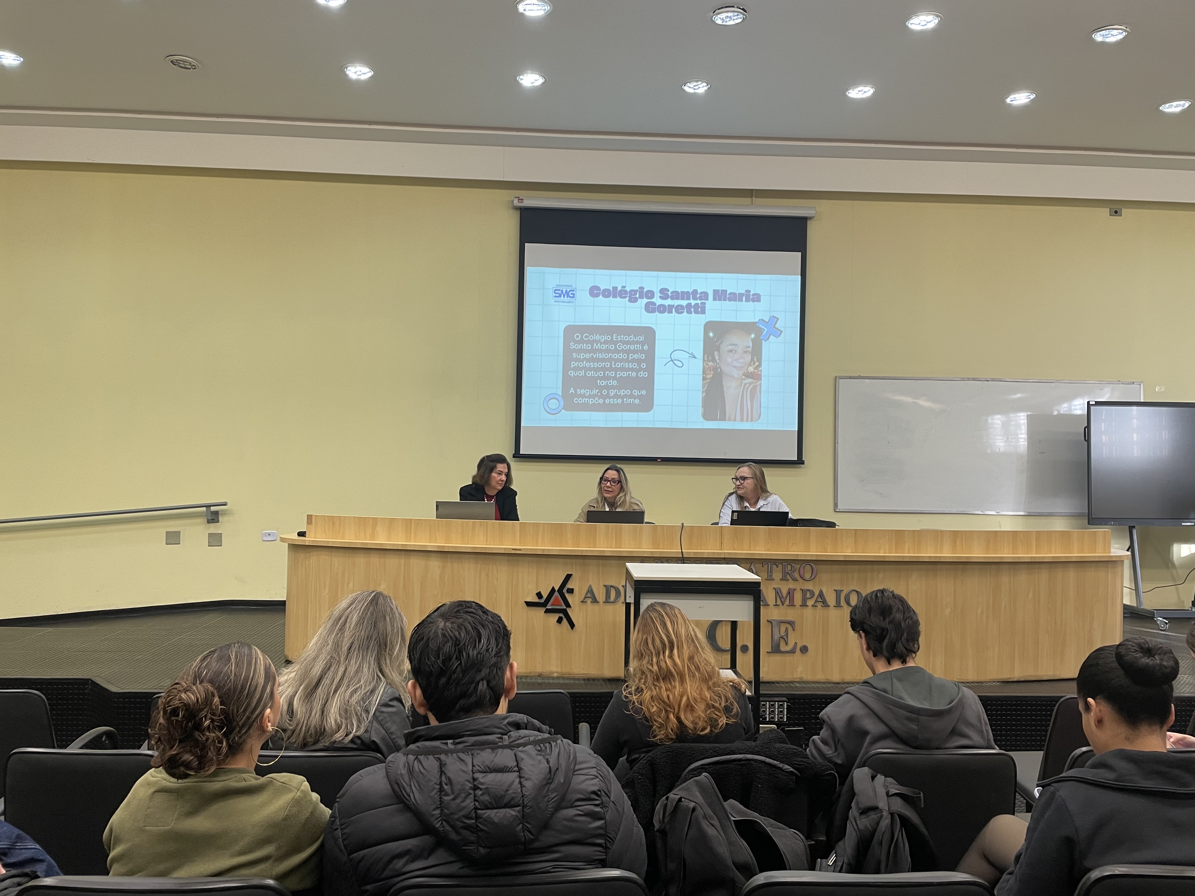 Foto 10 - Encontro de Integração e Avaliação do PIBID/UEM - 2026 - Subprojetos de Alfabetização Educação Especial, Pedagogia Refugiados e Letras-Inglês