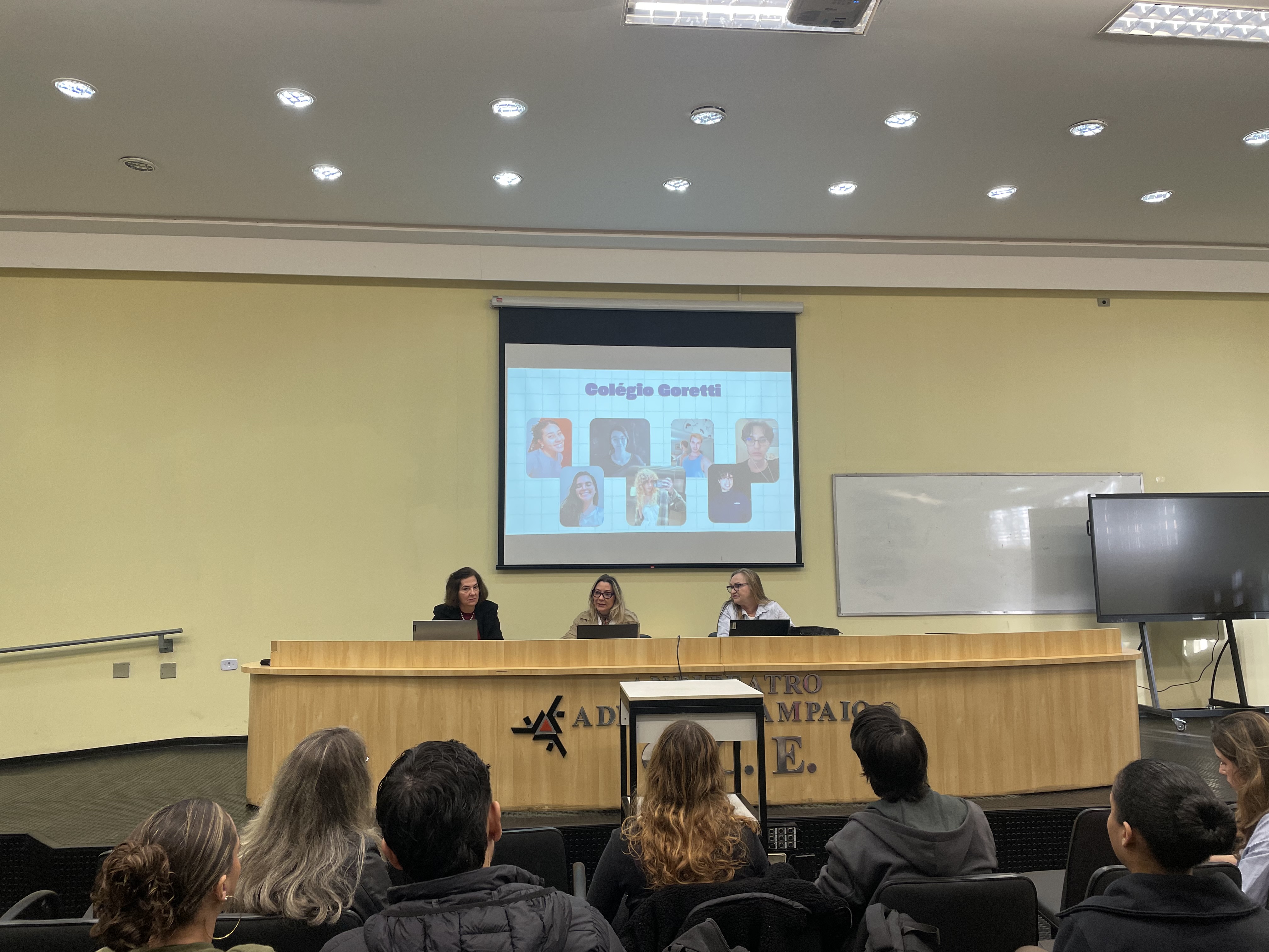Foto 11 - Encontro de Integração e Avaliação do PIBID/UEM - 2026 - Subprojetos de Alfabetização Educação Especial, Pedagogia Refugiados e Letras-Inglês
