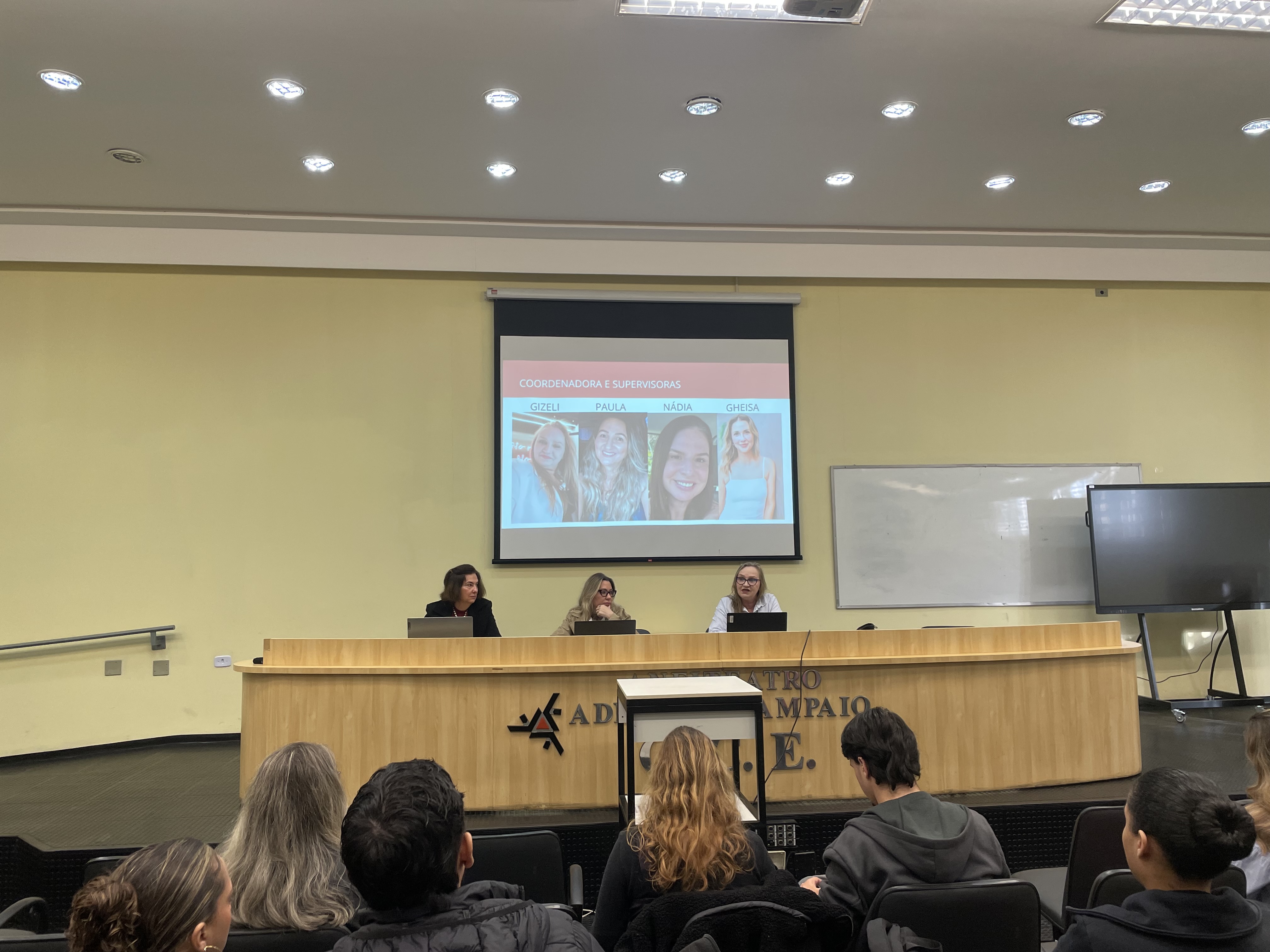 Foto 16 - Encontro de Integração e Avaliação do PIBID/UEM - 2026 - Subprojetos de Alfabetização Educação Especial, Pedagogia Refugiados e Letras-Inglês