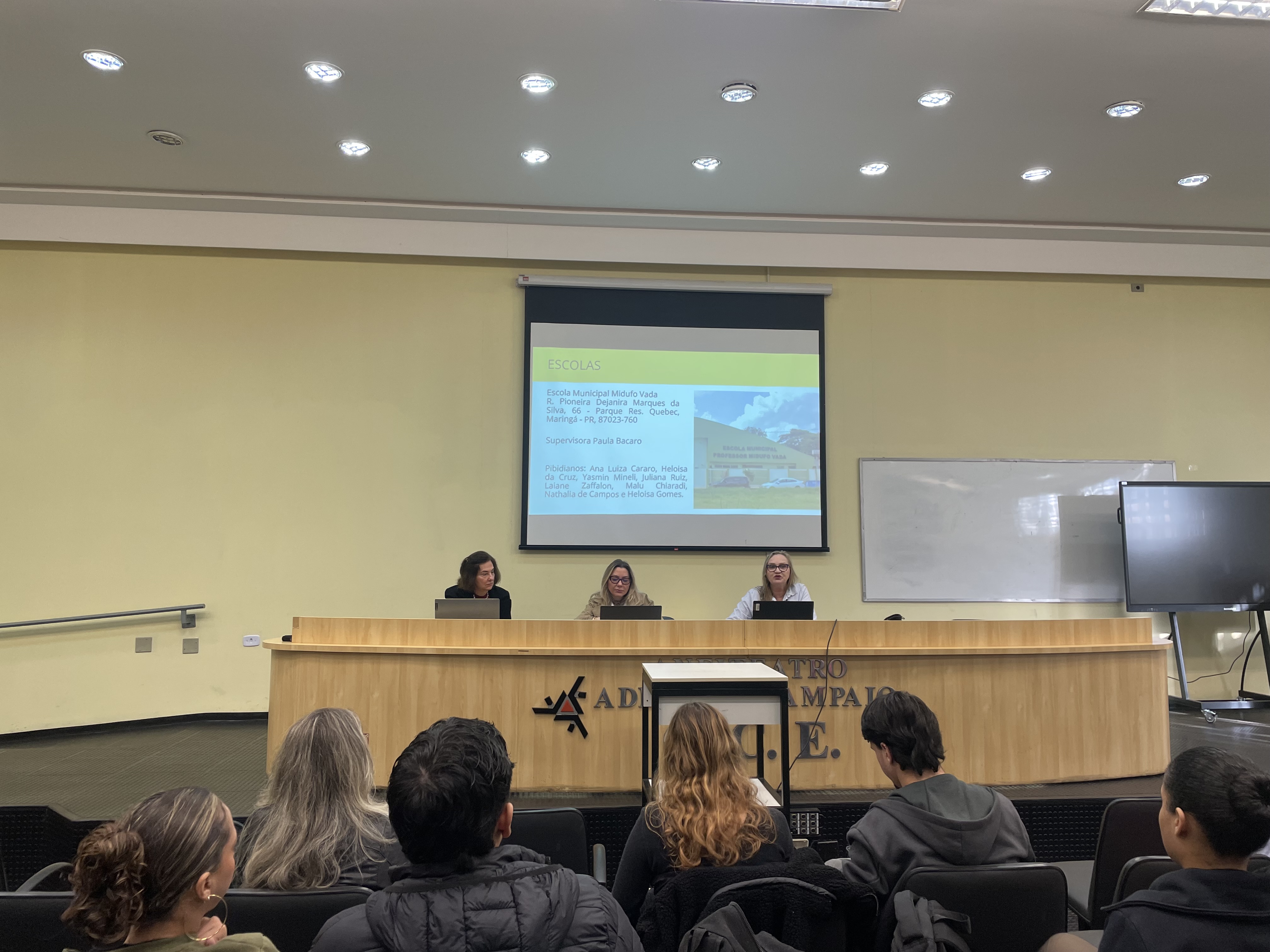 Foto 18 - Encontro de Integração e Avaliação do PIBID/UEM - 2026 - Subprojetos de Alfabetização Educação Especial, Pedagogia Refugiados e Letras-Inglês