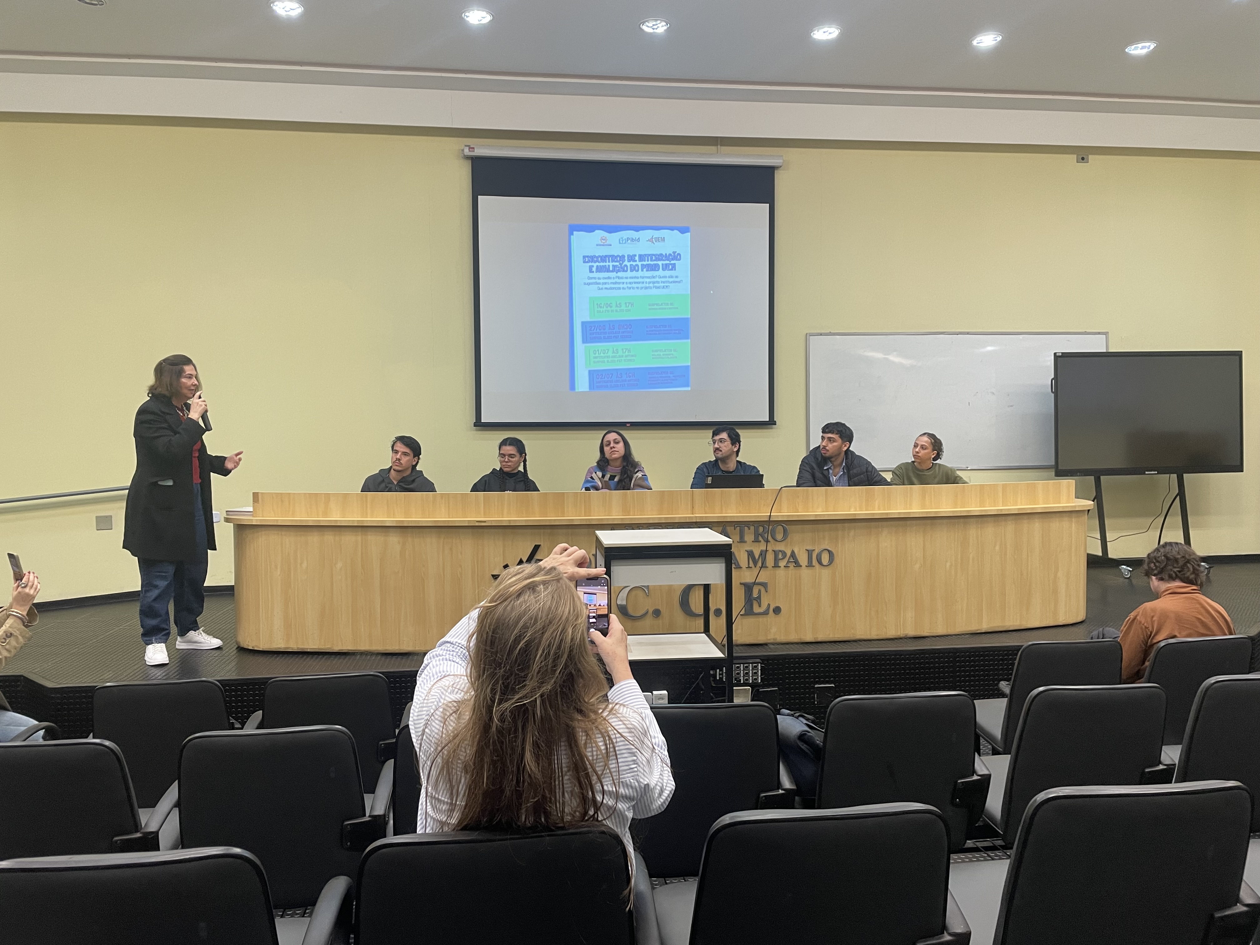 Foto 31 - Encontro de Integração e Avaliação do PIBID/UEM - 2026 - Subprojetos de Alfabetização Educação Especial, Pedagogia Refugiados e Letras-Inglês