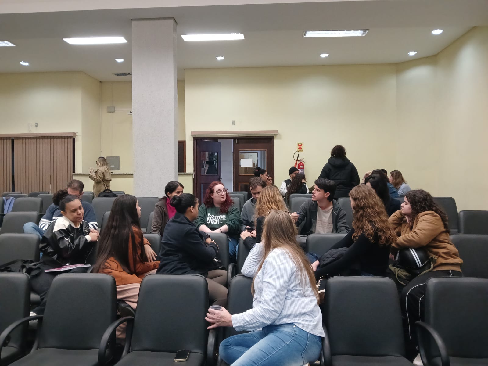 Foto 39 - Encontro de Integração e Avaliação do PIBID/UEM - 2026 - Subprojetos de Alfabetização Educação Especial, Pedagogia Refugiados e Letras-Inglês