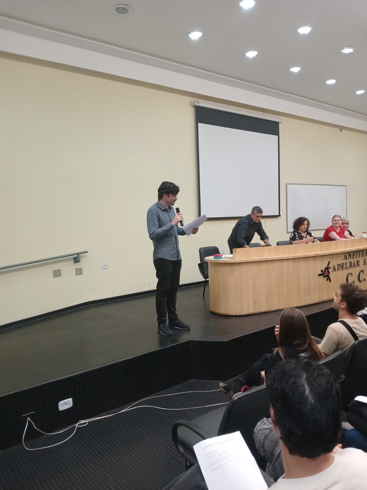 Foto 17 - Encontro de Integração e Avaliação do PIBID/UEM - 2026 - Subprojetos de Biologia, Filosofia, Geografia e Matemática
