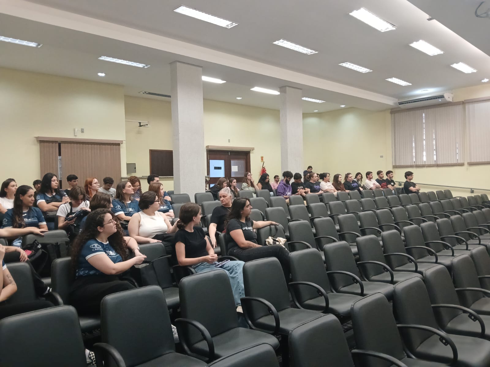 Foto 5 - Encontro de Integração e Avaliação do PIBID/UEM - 2026 - Subprojetos de Alfabetização: Linguagem Matemática, Pedagogia: Professor Pedagogo e Química