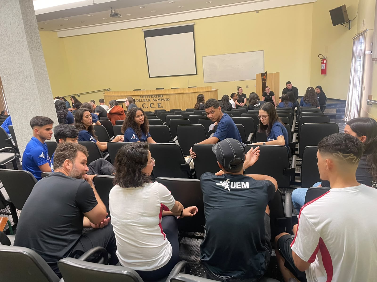 Foto 7 - Encontro de Integração e Avaliação do PIBID/UEM - 2026 - Subprojetos de Alfabetização: Cianorte, Educação Física (Sede e Ivaiporã), Pedagogia: Cianorte